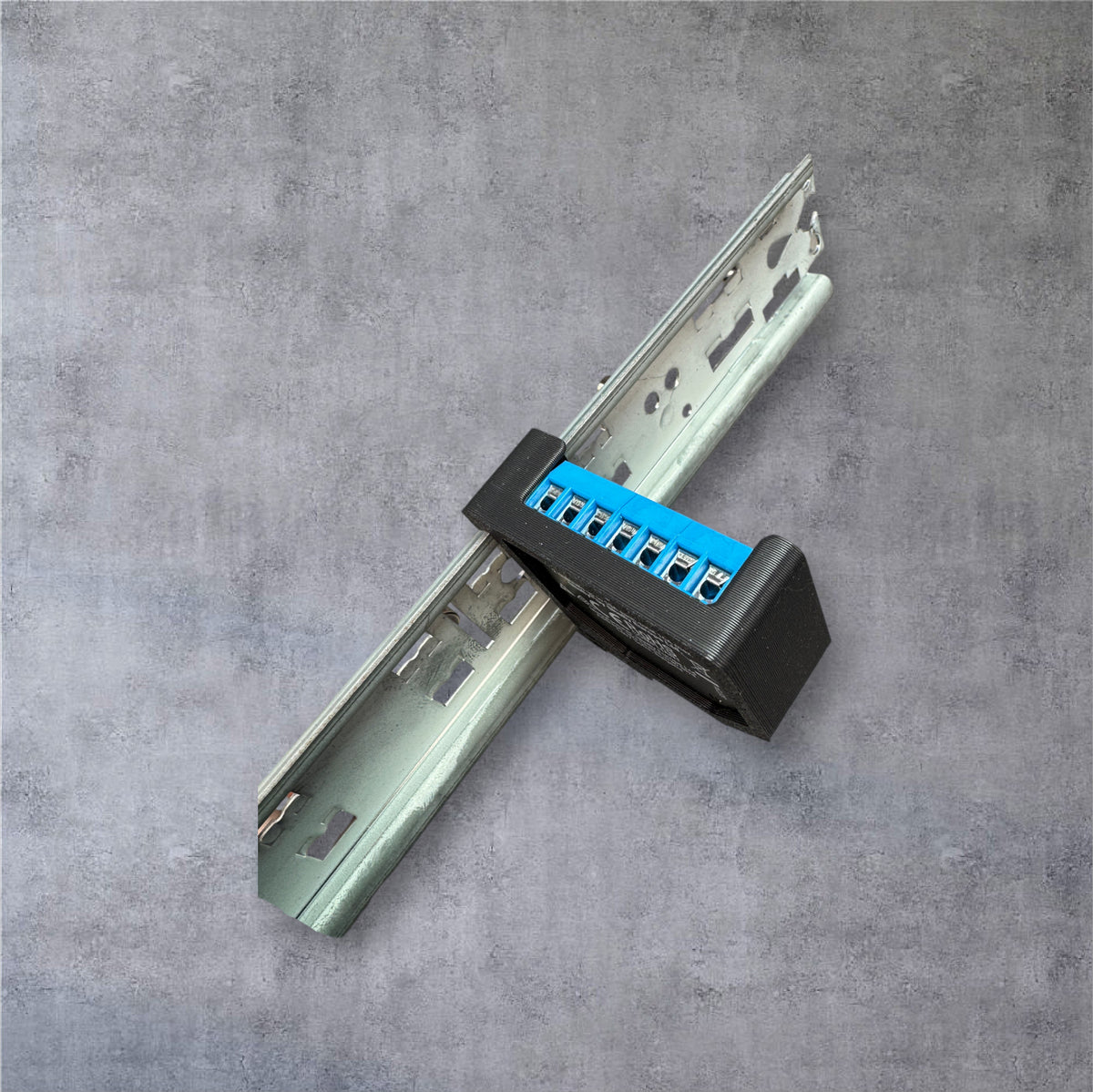Shelly Plus 2PM DIN Rail Hutschienenhalter für eine 35 mm DIN Hutschiene – Ansicht 6