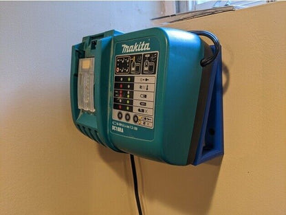 Wandhalterungen passend für Makita Batterieladegerät DC18RA